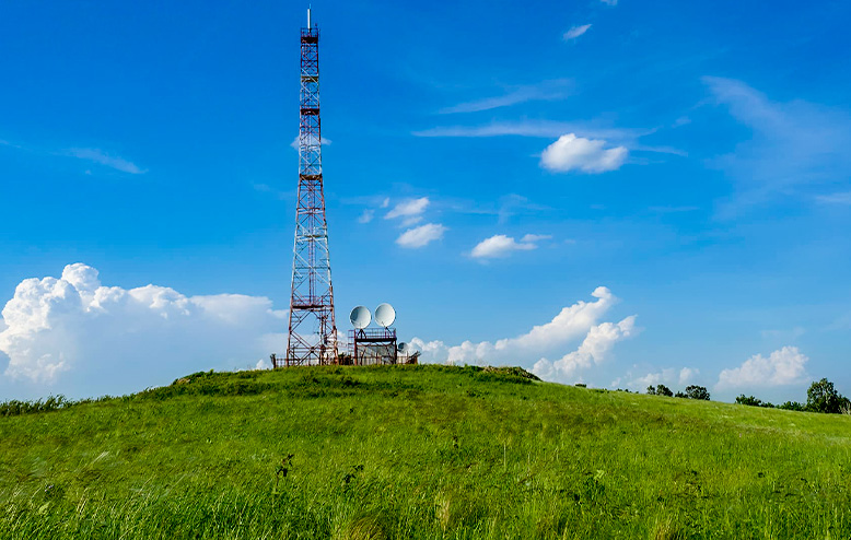 cellphone tower foundation using screw piles