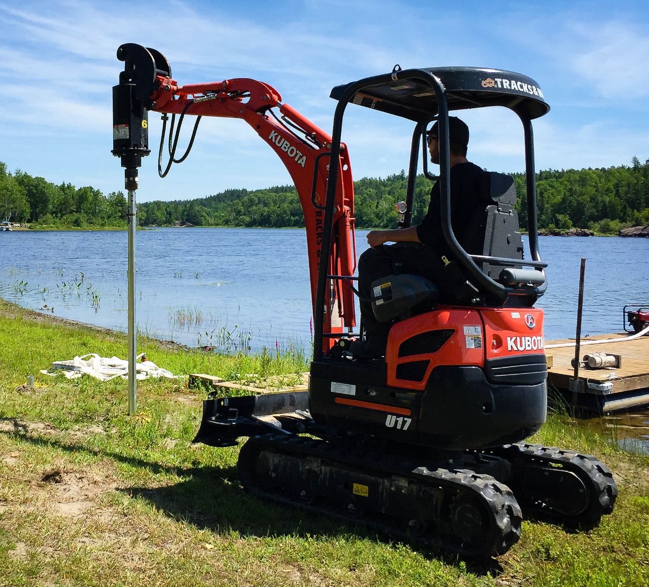 Excavator minimizes environmental damage